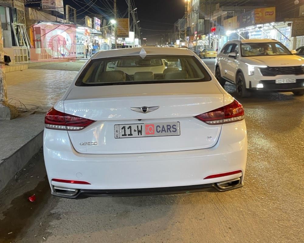 هيونداي جنسس